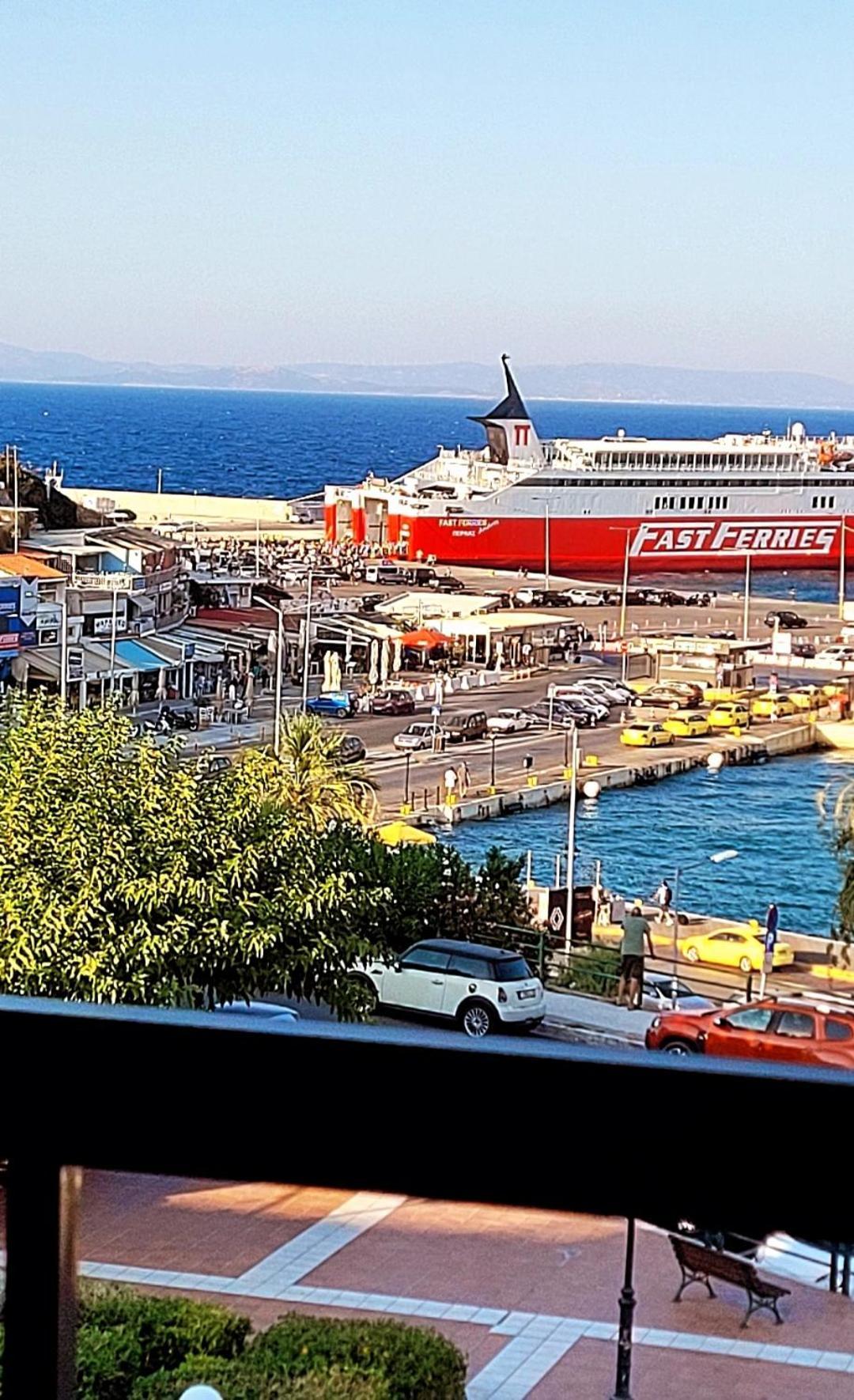 Blue Horizon Gem On The Port Apartment Rafina  Ngoại thất bức ảnh